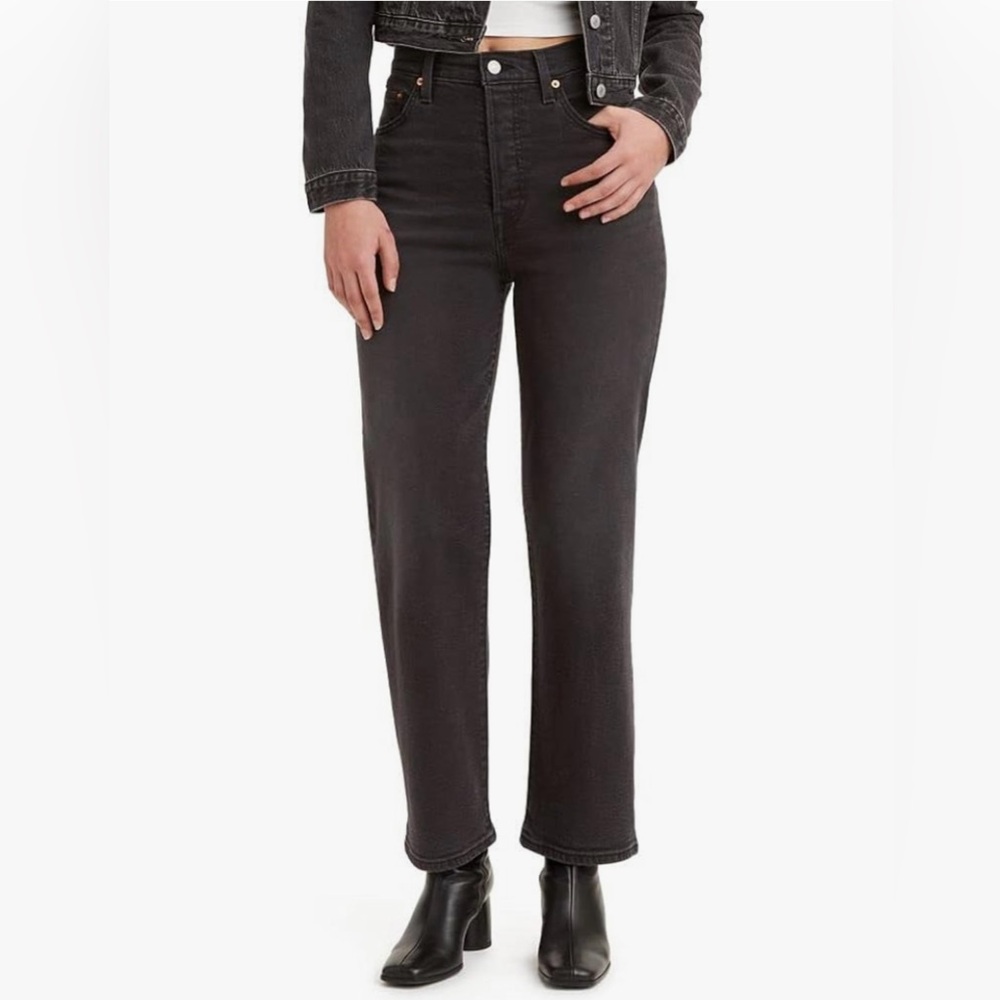 Levi's Women's Ribcage Straight Ankle jeans size 24 black